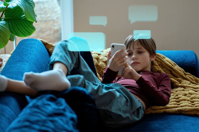 Which Apps and Platforms Predators Use to Target Kids